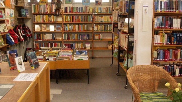 Kultur- und Lesetreff Knappenroth: Bibliothek