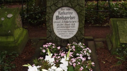Katherine Weißgerbers Grab auf dem Ehrenfriedhof