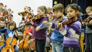 Kinder des Projektes "Kleine Streicher"