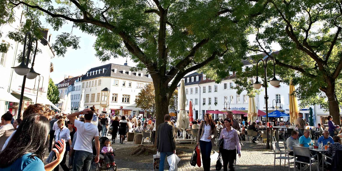 Belebter St. Johanner Markt