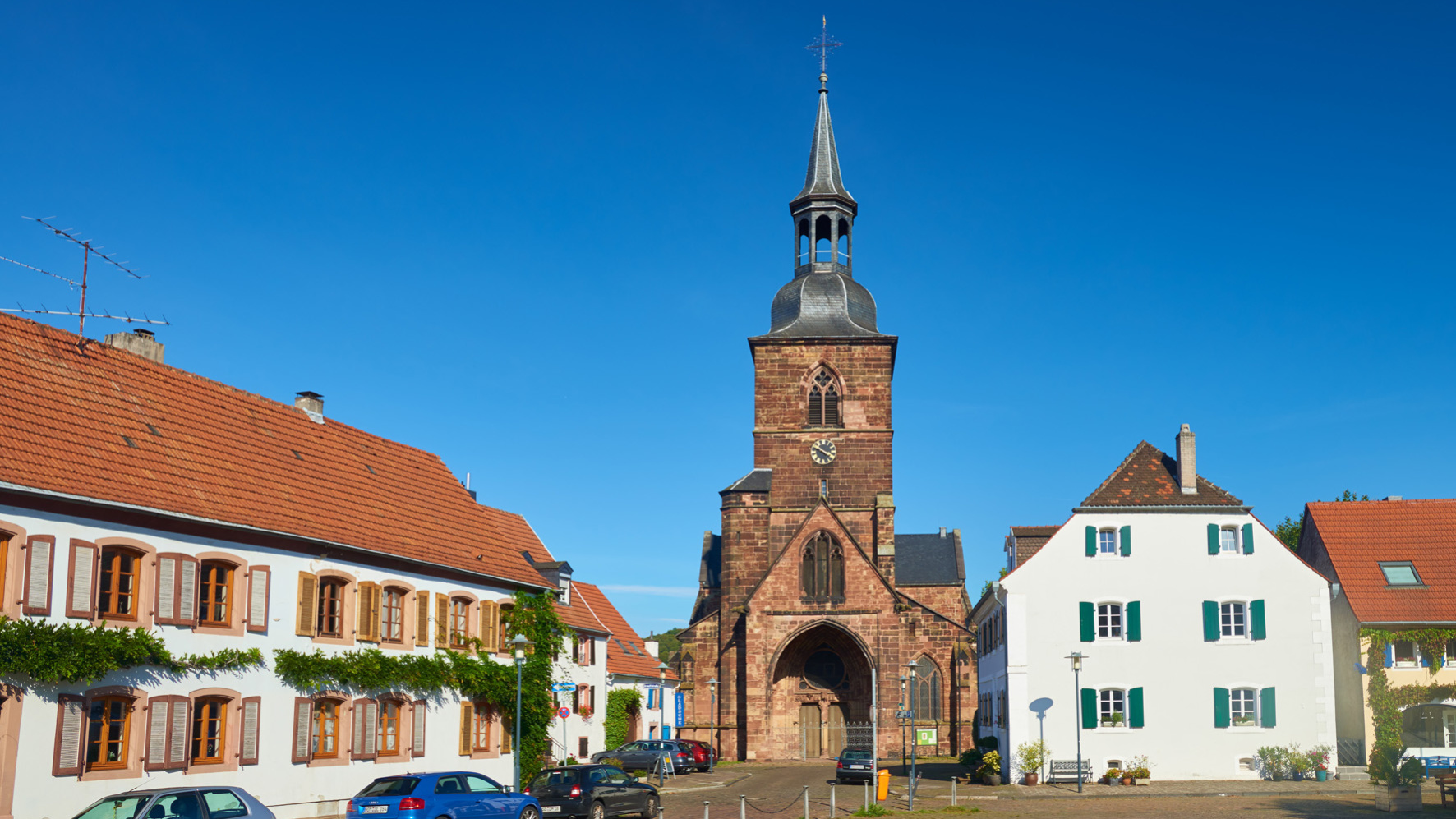 Stiftskirche St. Arnual