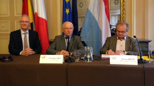 Oberbürgermeister Wolfram Leibe, Monsieur le Maire Dominique Gros, Beigeordneter Thomas Brück