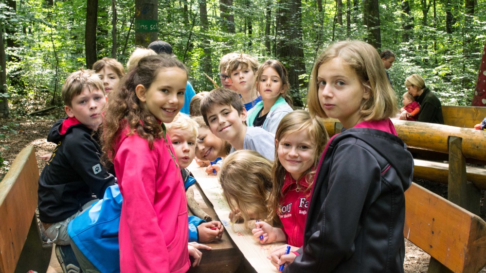 Kinder im Wildpark (Foto: Wildpark-Akademie)