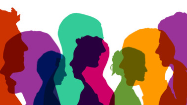 Verschiedenfarbige Köpfe (Foto: Robert Kneschke/Fotolia)