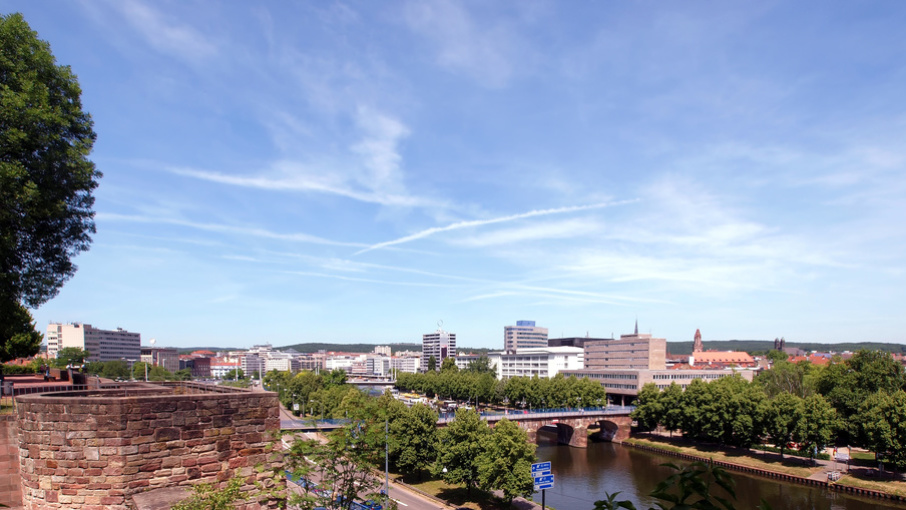 Blick über Saarbrücken (Foto: Otto Durst/Fotolia)