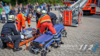 Symbolbild: Unterstützung Rettungsdienst mit Drehleiter