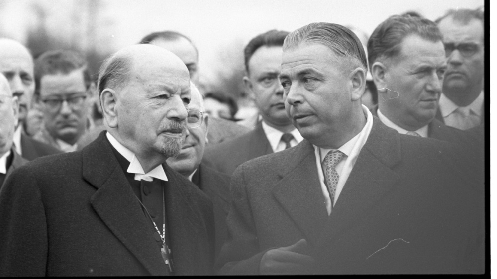 Ministerpräsident Franz-Josef Röder und Bischof Otto Dibelius 