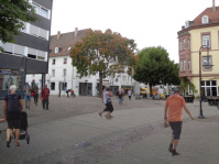 Obertorstraße, Kreuzung, Beispiel ohne Verkehr, Erweiterung der Fußgängerzone am St. Johanner Markt