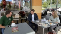Sommertour 2021: Oberbürgermeister Uwe Conradt besucht den Supermarkt "Wasgau"