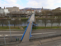 Stegkonstruktion, der sogenannte „Kummersteg“, da er im Vergleich zur Brücke in verschmälerter Breite hergestellt wurde