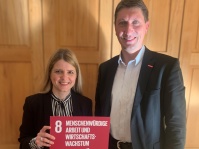 Ziel 8 "Menschenwürdige Arbeit und Wirtschaftswachstum": Barbara Meyer mit Ulrich Thalhofer