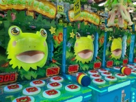 Crazy Frogs Spielautomat auf Kirmes