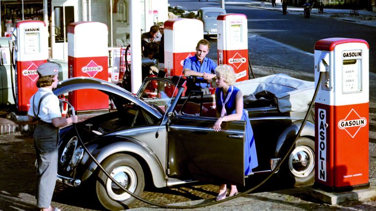 Cover der Publikation "Auto Unser - Kult und Krise"