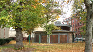 Rückansicht der Pumpanlage Rosenstraße in St. Johann Image