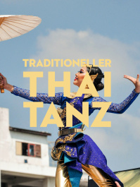 Thailändische Tänzerin in blauem Kostüm, Aufschrift "Traditioneller Thai Tanz"