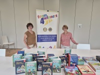 Büchertisch Selbst.Los! Kulturstiftung