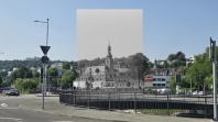 Ansicht der Schlosskirche - moderne und alte Fassade im Foto abgebildet