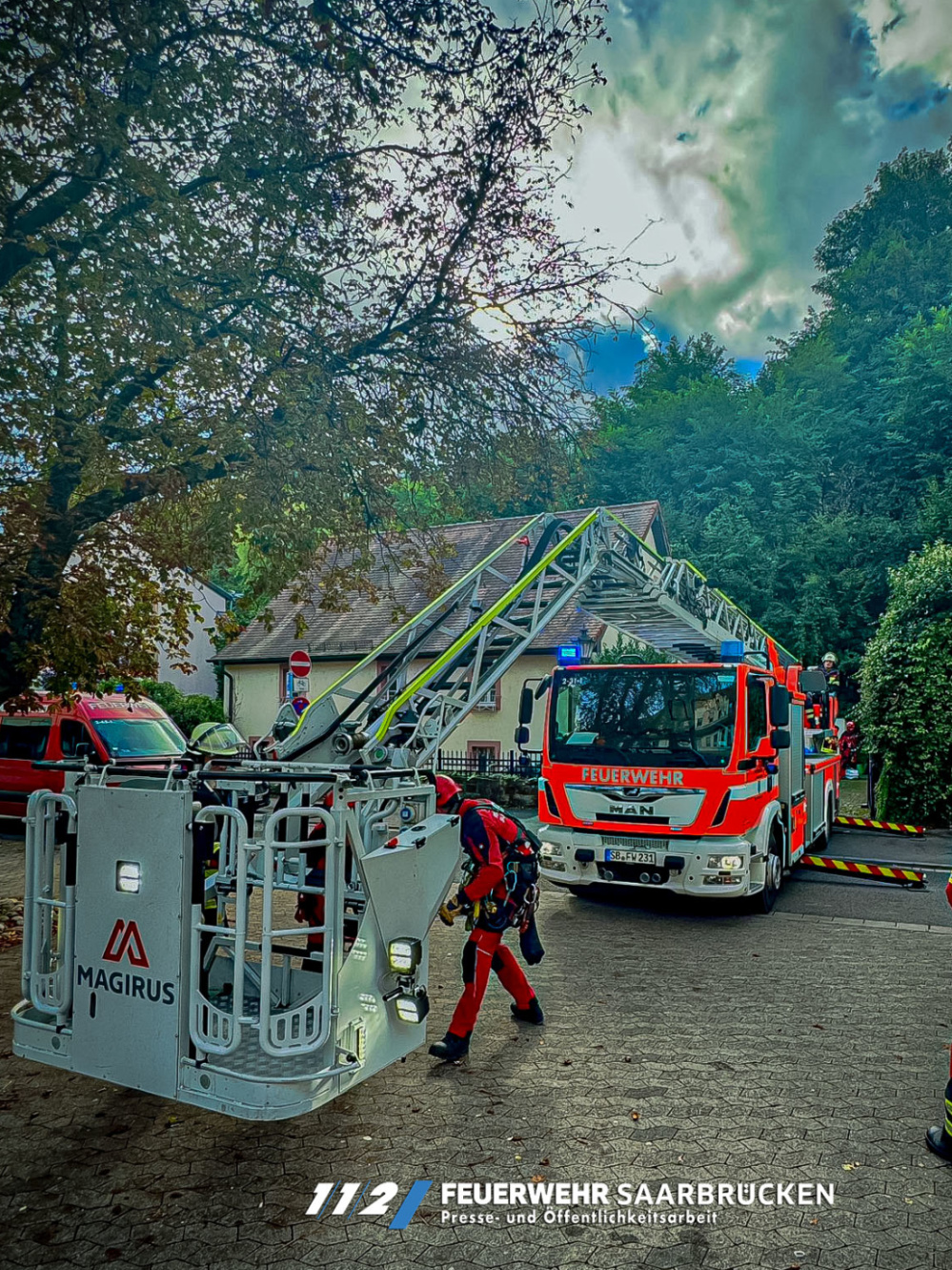 Einsatzbilder - Tierrettung durch die Höhenrettung Einsatzbilder - Tierrettung durch die Höhenrettung