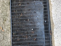 Ein Gullydeckel