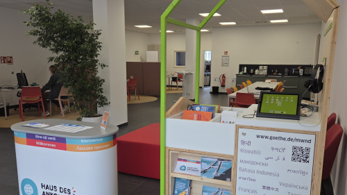 Infohaus des Goethe-Instituts im Haus des Ankommens Infohaus des Goethe-Instituts im Haus des Ankommens