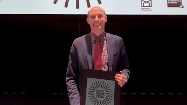 Dr. Nils Daniel Peiler bei der Verleihung des Kinopreises des Kinematheksverbundes für das Filmhaus Saarbrücken 2025 Image