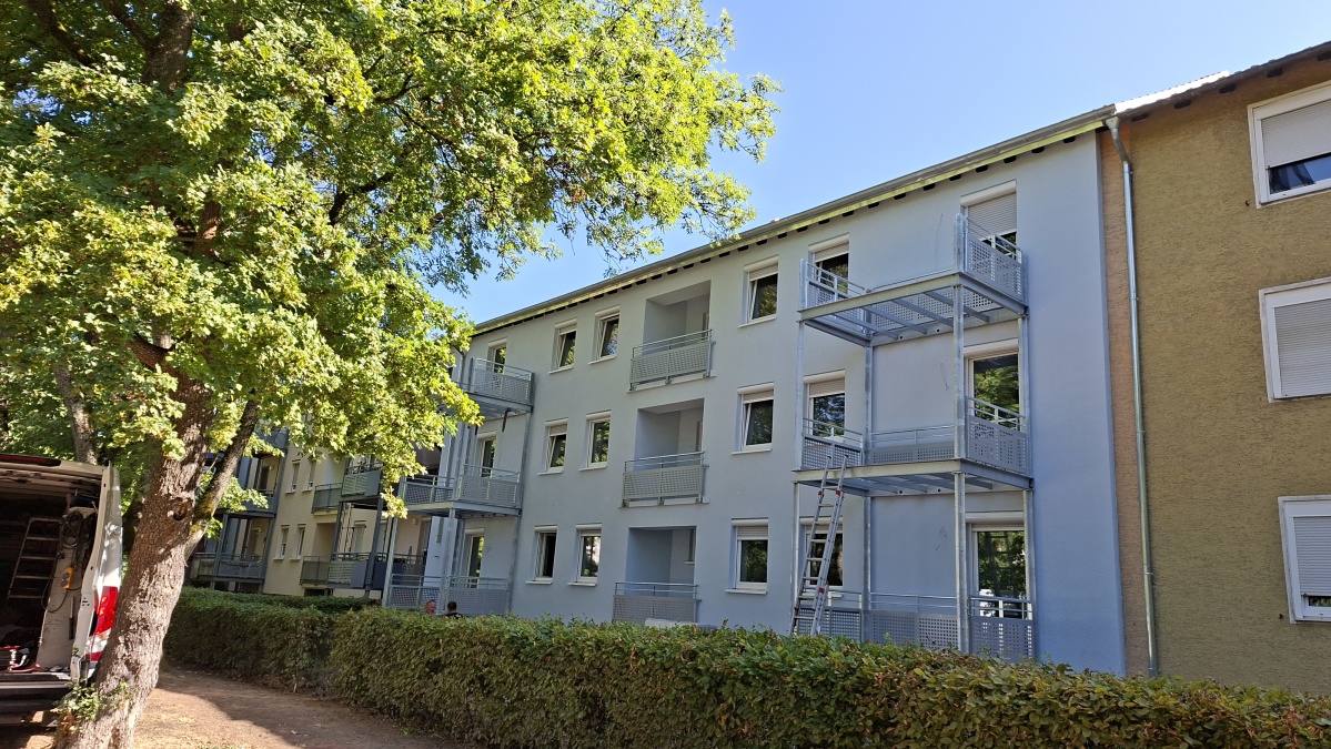 Wohnhaus saniert mit drei Etagen