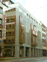 Ehemaliges Warenhaus Sinn Leffers in der Bahnhofstraße in Saarbrücken, 1988.