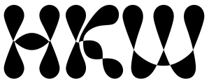 Großbuchstaben HKW in schwarzer Schrift